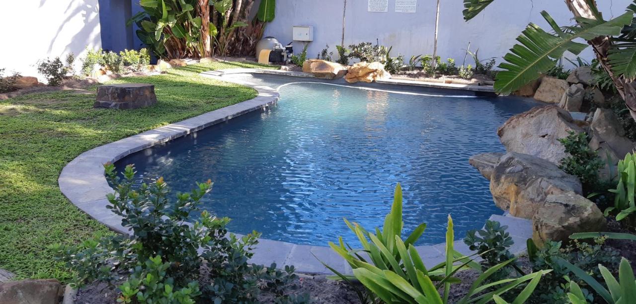 Be My Guest Lodge Bloubergstrand Exterior photo