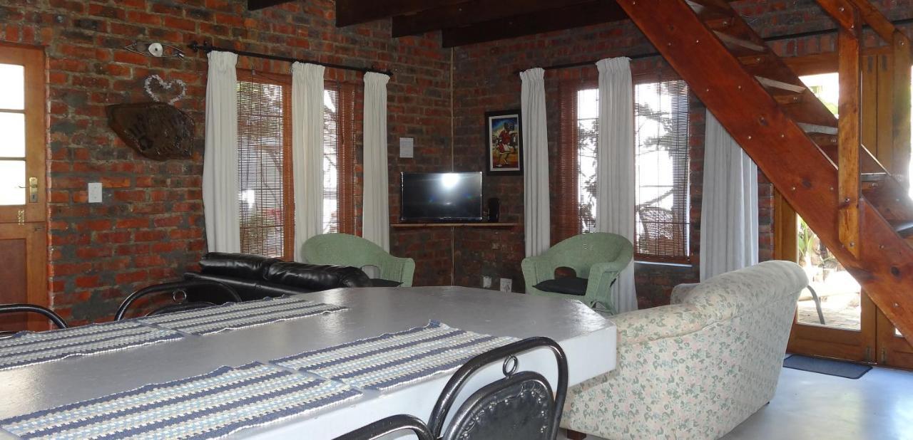 Be My Guest Lodge Bloubergstrand Exterior photo