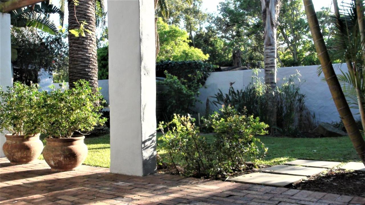 Be My Guest Lodge Bloubergstrand Exterior photo